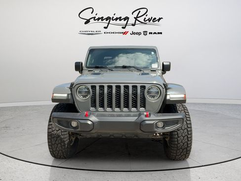Used 2021 Jeep Gladiator Rubicon AWD/4WD image 2