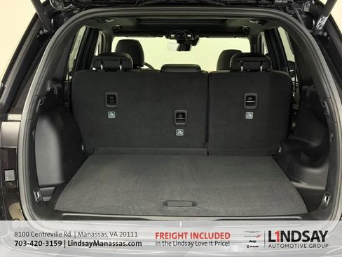 New 2025 Jeep Grand Cherokee Limited w/ Luxury Tech Group II image 8