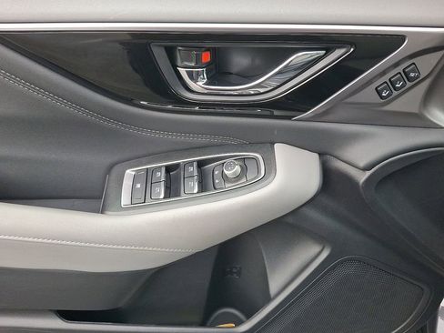 Certified 2025 Subaru Outback Limited w/ Popular Package #2 image 12