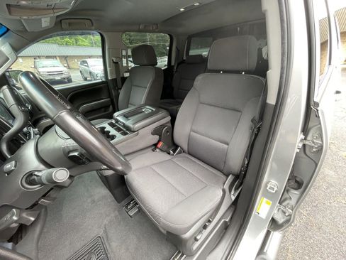 Used 2018 Chevrolet Silverado 1500 LT w/ Texas Edition AWD/4WD image 12