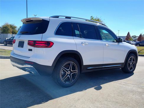 New 2026 Mercedes-Benz GLB 250 image 4