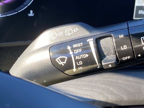 Used 2025 Kia Sportage X-Line image 18