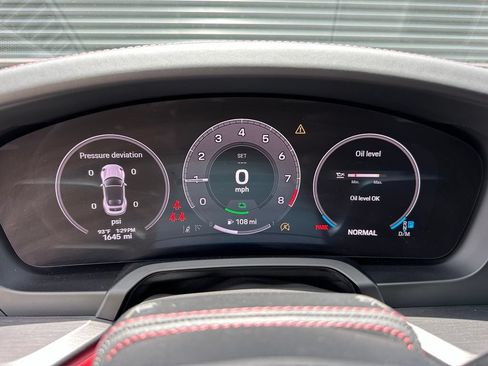Certified 2025 Porsche 911 Carrera 4 GTS AWD/4WD image 27