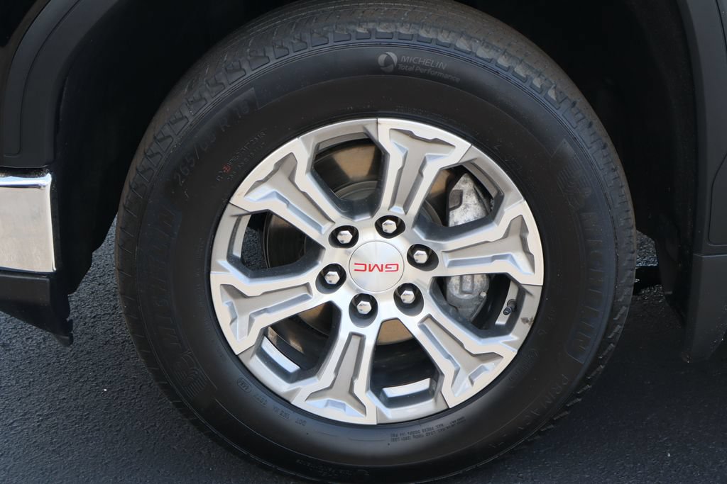 Certified 2025 GMC Sierra 1500 SLT RWD image 30