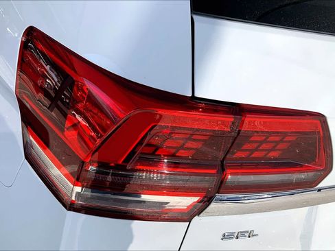 Used 2019 Volkswagen Atlas SEL Premium image 27