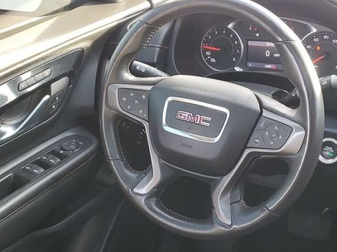 Used 2022 GMC Terrain AT4 image 31