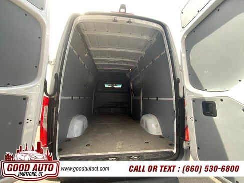 Used 2023 Mercedes-Benz Sprinter 1500 image 19