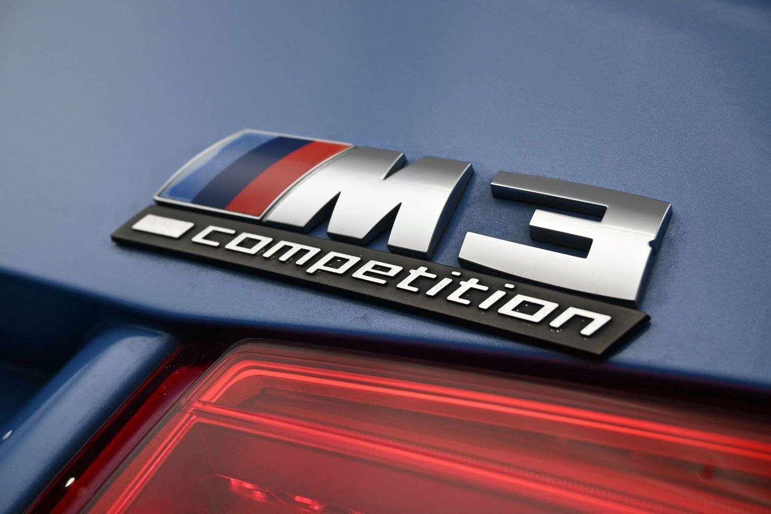 Used 2018 BMW M3 RWD image 29