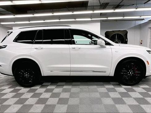 Used 2024 Cadillac XT6 Sport w/ Technology Package AWD/4WD image 15
