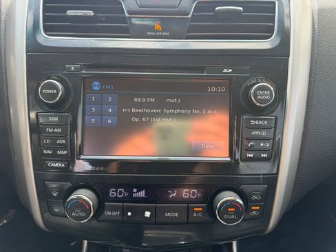 Used 2015 Nissan Altima 3.5 SL FWD image 18