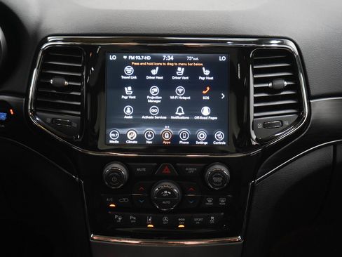 Used 2021 Jeep Grand Cherokee Limited w/ Quick Order Package 28K 80th AWD/4WD image 15