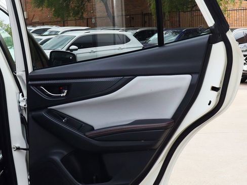 Used 2020 Subaru Crosstrek 2.0i Limited w/ Moonroof Package w/Navigation image 26