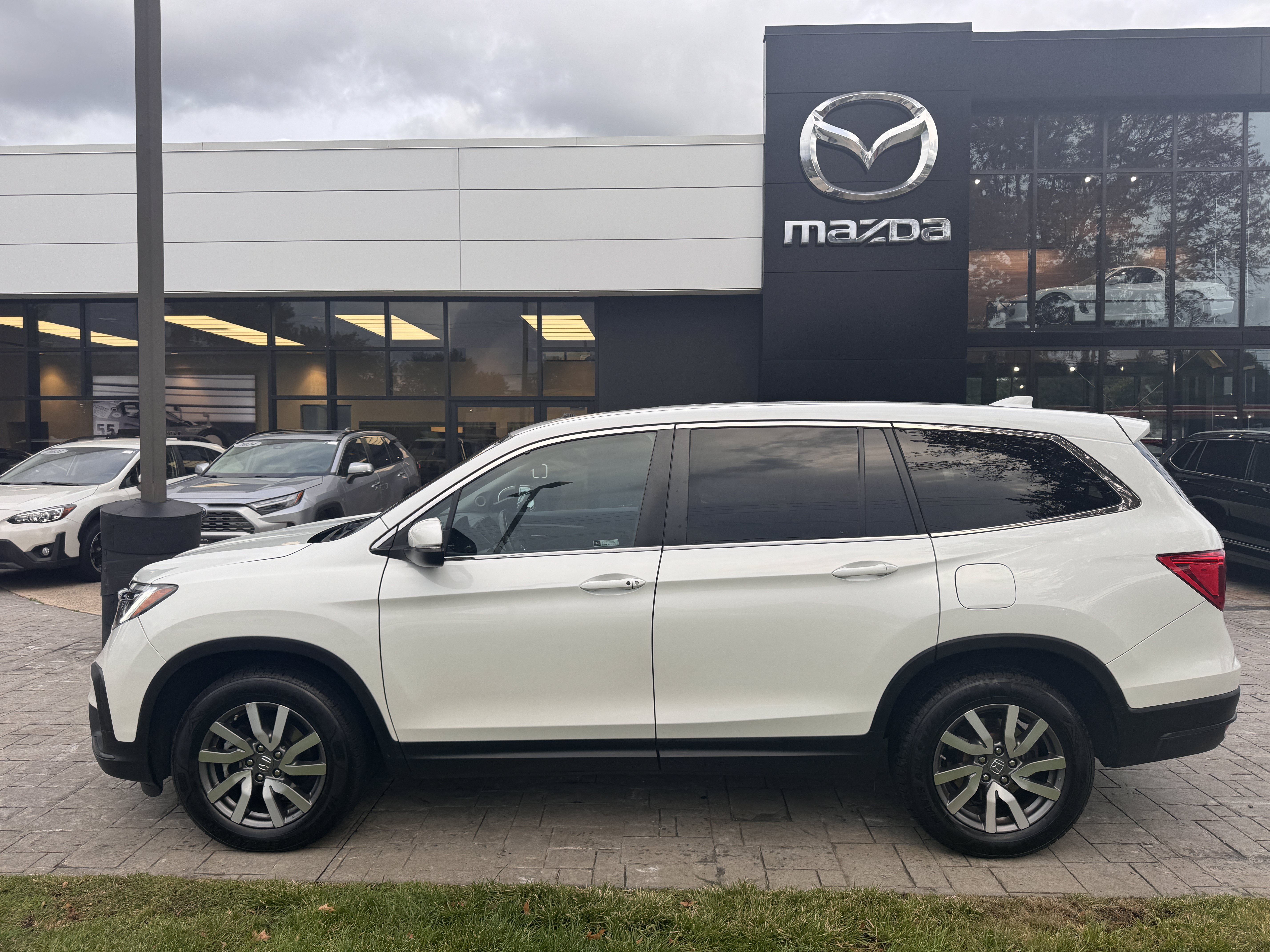Used 2021 Honda Pilot EX-L image 4