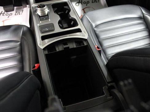 Used 2024 Ford Edge SEL image 32