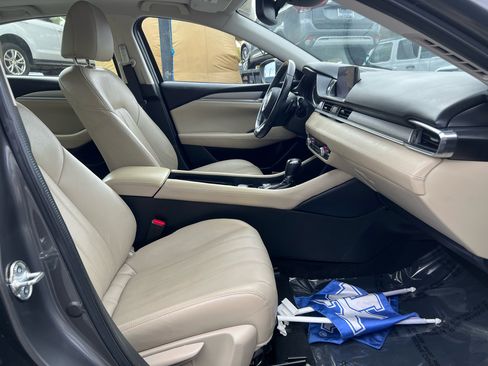 Used 2018 MAZDA MAZDA6 Grand Touring image 16
