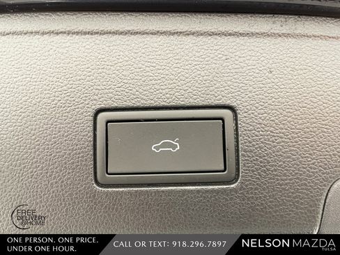 Used 2025 Volkswagen Atlas Cross Sport SEL Premium R-Line image 39