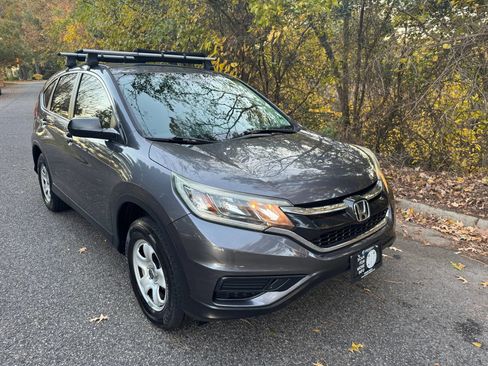 Used 2015 Honda CR-V LX image 3