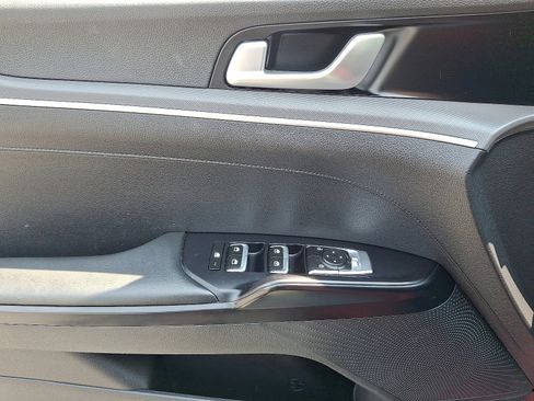 Used 2022 Kia K5 GT-Line w/ GT-Line FWD Premium Package image 12