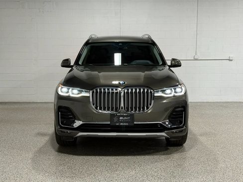 Used 2021 BMW X7 xDrive40i w/ Premium Package AWD/4WD image 3