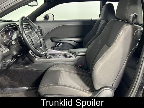 Used 2017 Dodge Challenger R/T image 11