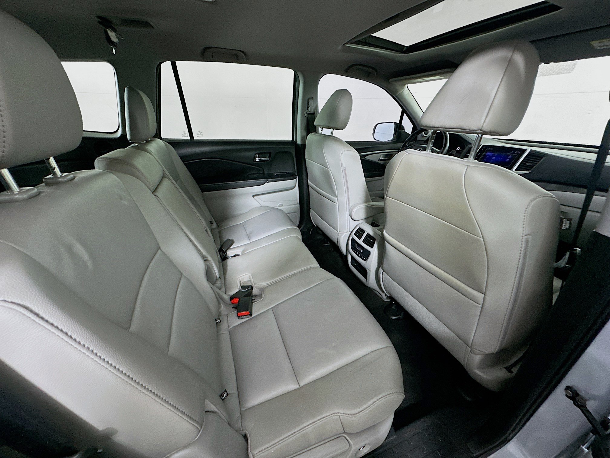 Used 2018 Honda Pilot EX-L image 28