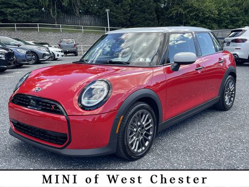 Used 2025 MINI Cooper S FWD image 1