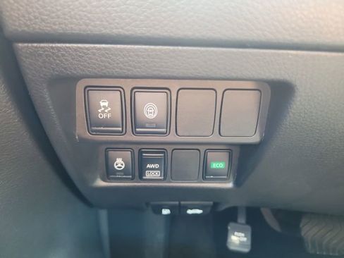 Used 2019 Nissan Rogue Sport SV w/ All-Weather Package AWD/4WD image 22