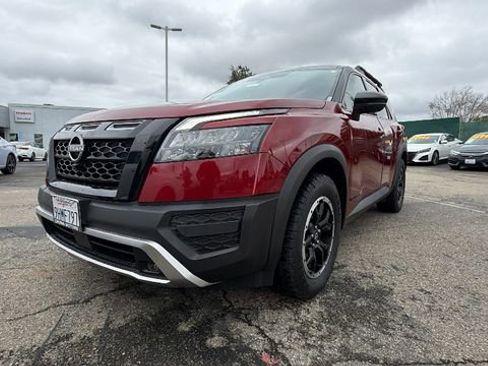 Used 2023 Nissan Pathfinder Rock Creek image 9
