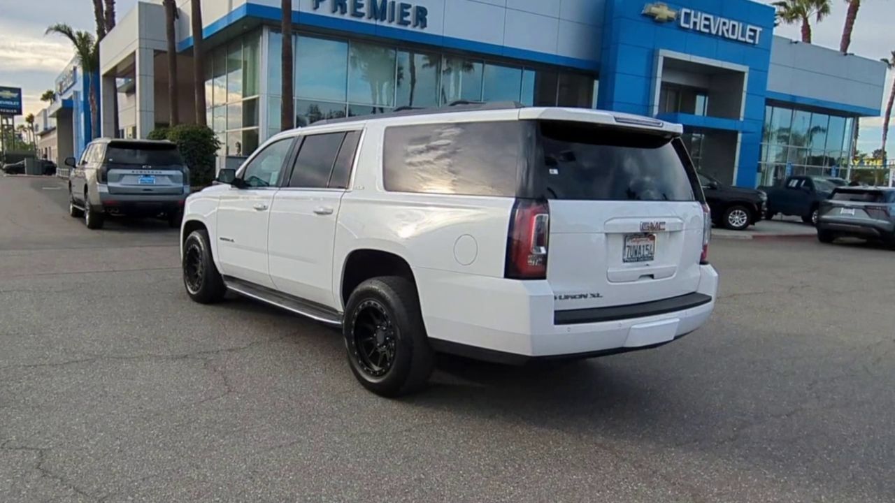 Used 2016 GMC Yukon XL SLE RWD image 6