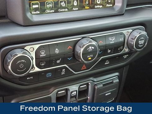 Used 2022 Jeep Wrangler Unlimited Rubicon 4xe w/ Cold Weather Group image 19