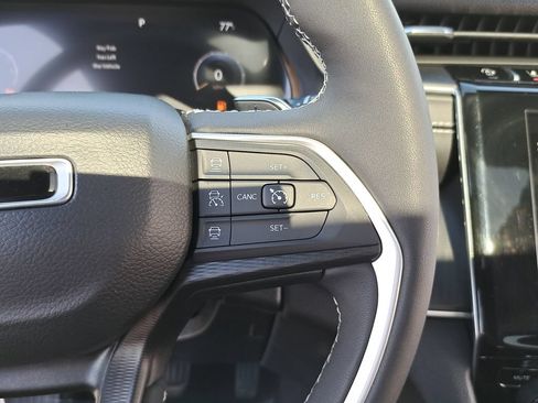 Certified 2023 Jeep Grand Cherokee L Altitude AWD/4WD image 21