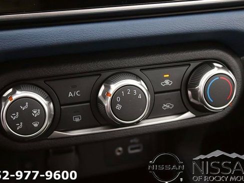 New 2025 Nissan Versa SV image 25