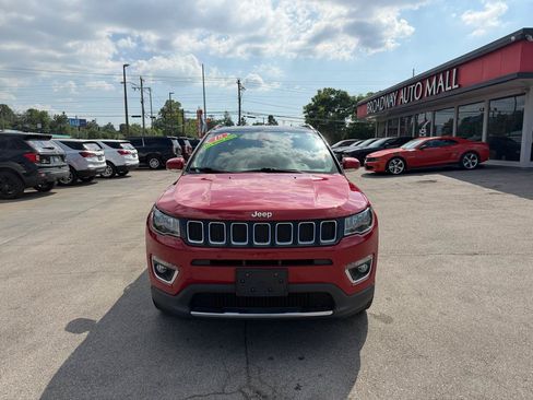 Used 2018 Jeep Compass Limited w/ Safe & Security Group AWD/4WD image 8