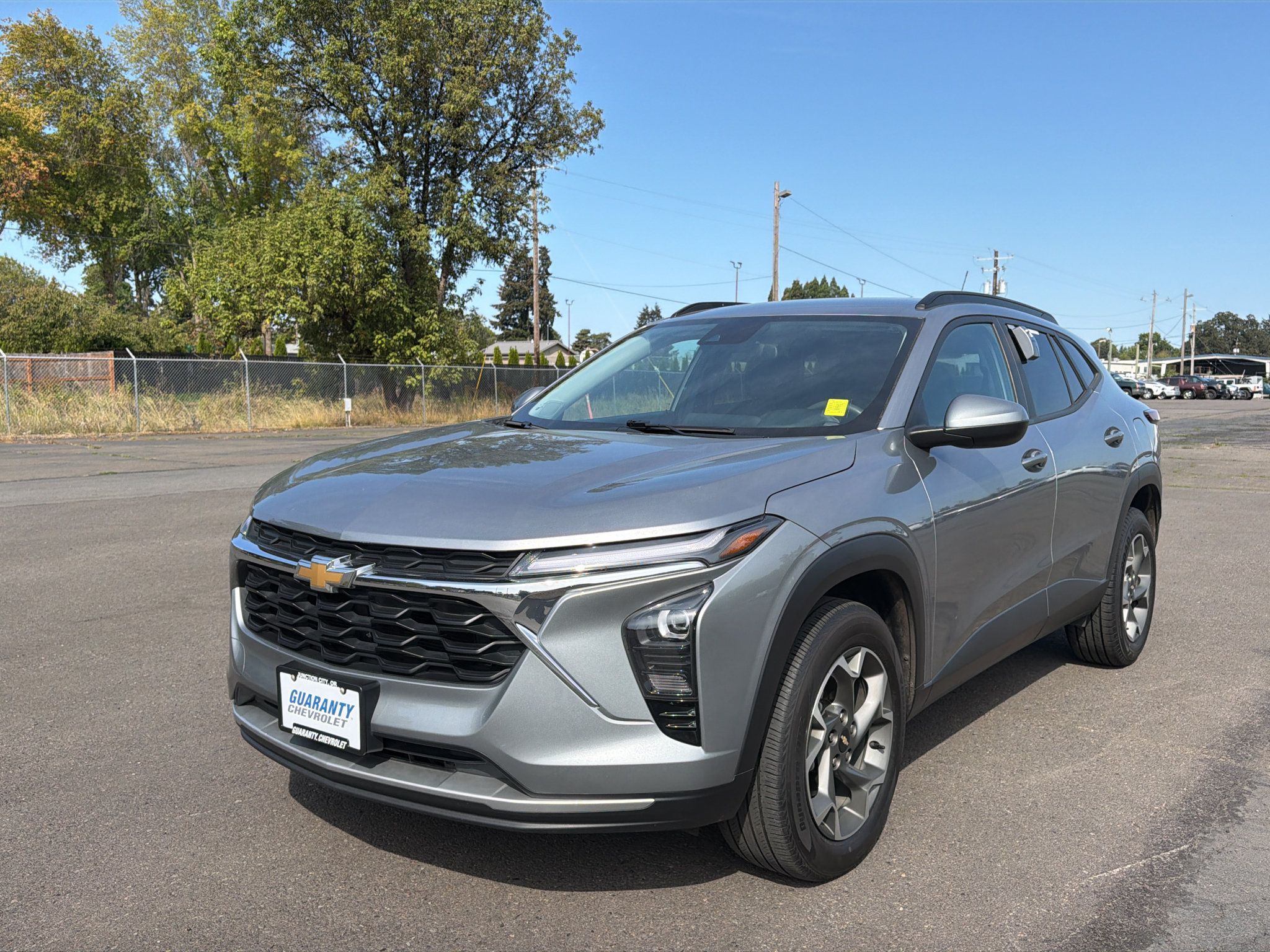 Used 2024 Chevrolet Trax LT FWD image 4