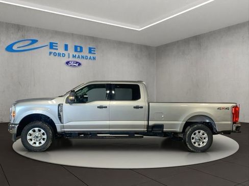 Used 2024 Ford F250 XLT AWD/4WD image 2