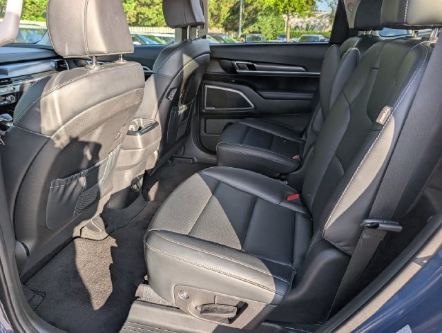 Used 2024 Kia Telluride S w/ S Sunroof Package AWD/4WD image 17