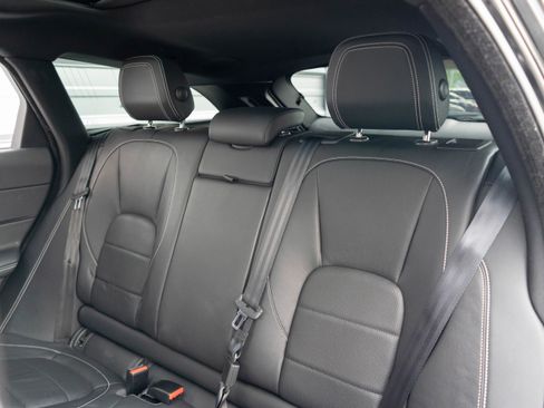 Used 2018 Jaguar XF S AWD/4WD image 26