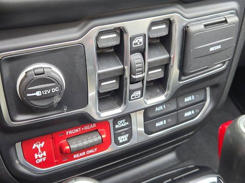 Used 2022 Jeep Wrangler Unlimited Rubicon w/ Steel Bumper Group image 27