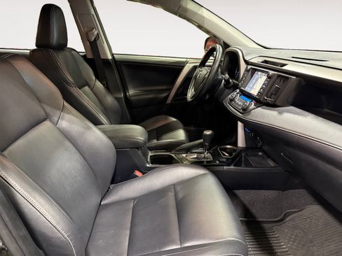 Used 2016 Toyota RAV4 Limited AWD/4WD image 16