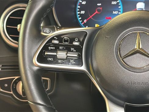 Used 2021 Mercedes-Benz GLC 300 4MATIC w/ AMG Line image 22