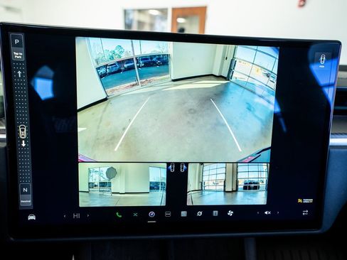 Used 2024 Tesla Model X Plaid image 45