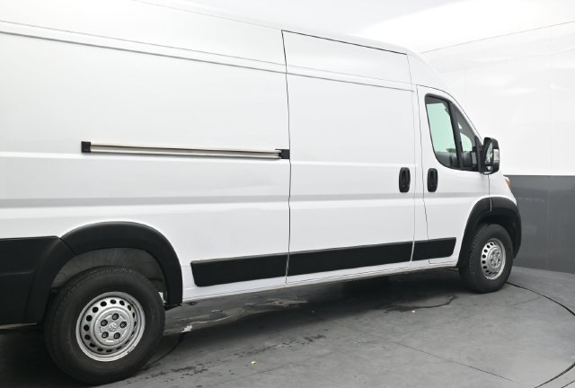 Used 2026 RAM ProMaster 2500 w/ Convenience Group FWD image 8