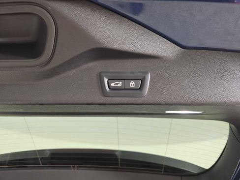 Used 2023 BMW X5 xDrive45e image 33