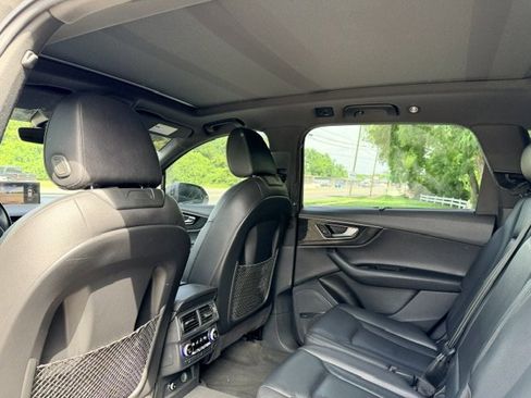 Used 2018 Audi Q7 3.0T Prestige AWD/4WD image 16