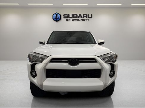 Used 2021 Toyota 4Runner SR5 Premium w/ Moonroof Package AWD/4WD image 2