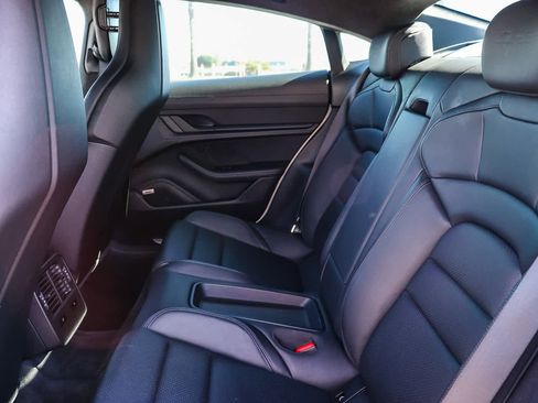 Used 2021 Porsche Taycan Turbo image 17