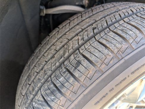 Used 2024 Chevrolet Tahoe Premier image 28