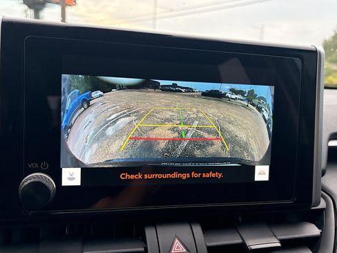 Used 2025 Toyota RAV4 XLE w/ Convenience Package FWD image 24