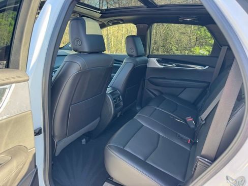 Certified 2025 Cadillac XT5 Premium Luxury image 26