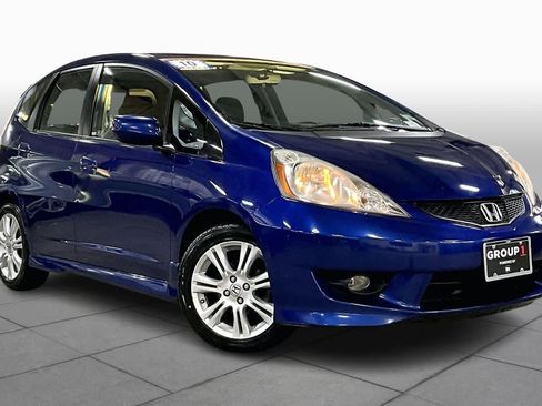 Used 2010 Honda Fit Sport image 2